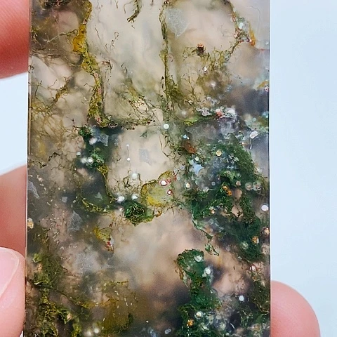玛瑙/玉髓颈饰未镶嵌金*