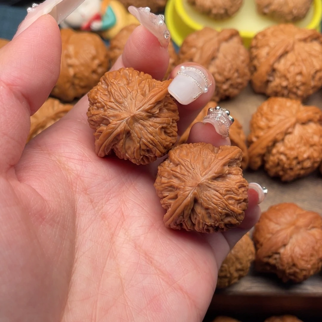 把件文玩核桃全品，红皮山地石子磨34