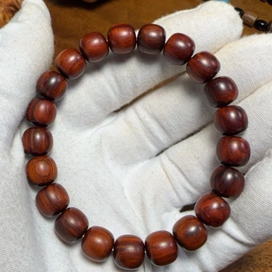 檀香紫檀（小叶紫檀）全陈化老料把件串