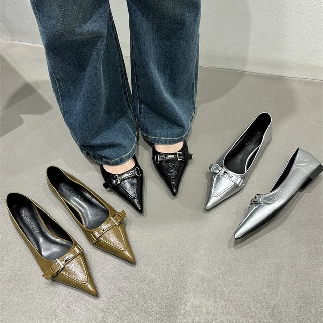 2025春季新款皮带扣尖头显瘦平底单鞋2穿金属扣软底浅口女鞋瓢鞋