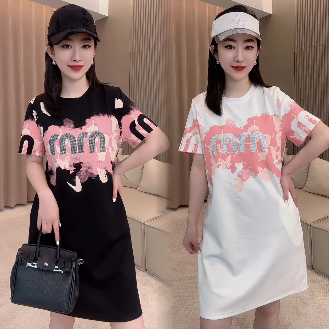 Miu家爆款显瘦晕染烫钻字母连衣裙时尚显瘦休闲百搭夏季宽松印花