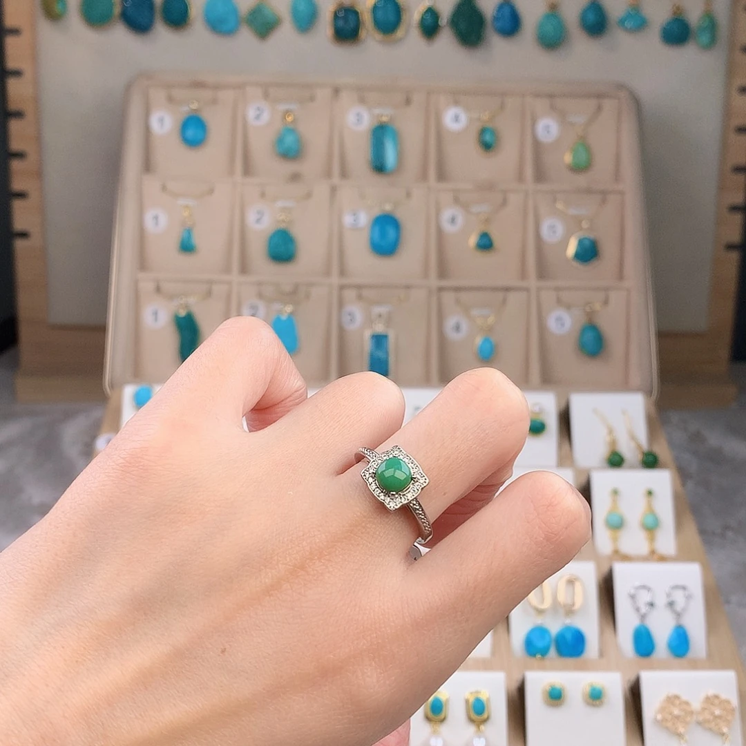 绿松石合金戒指绿松石合金