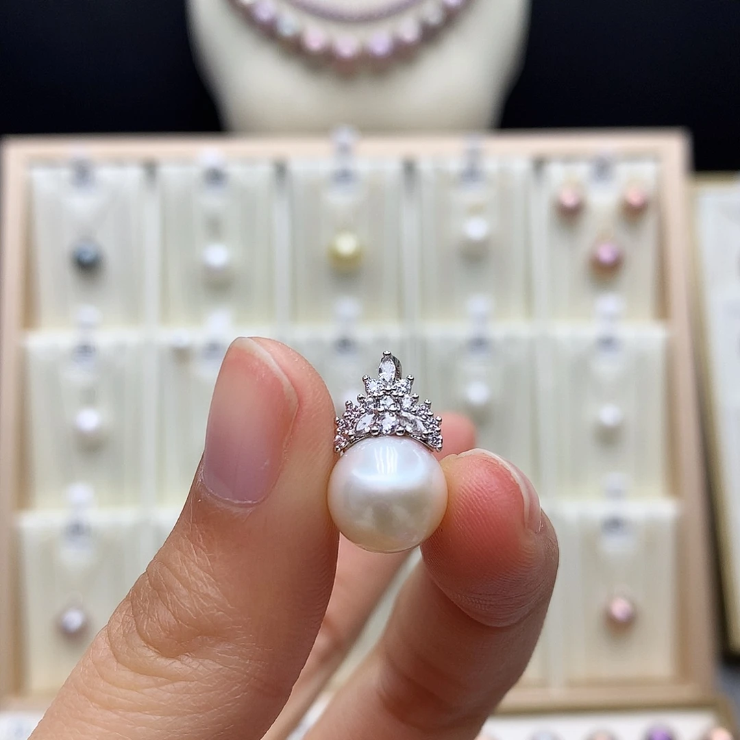 淡水珍珠合金颈饰