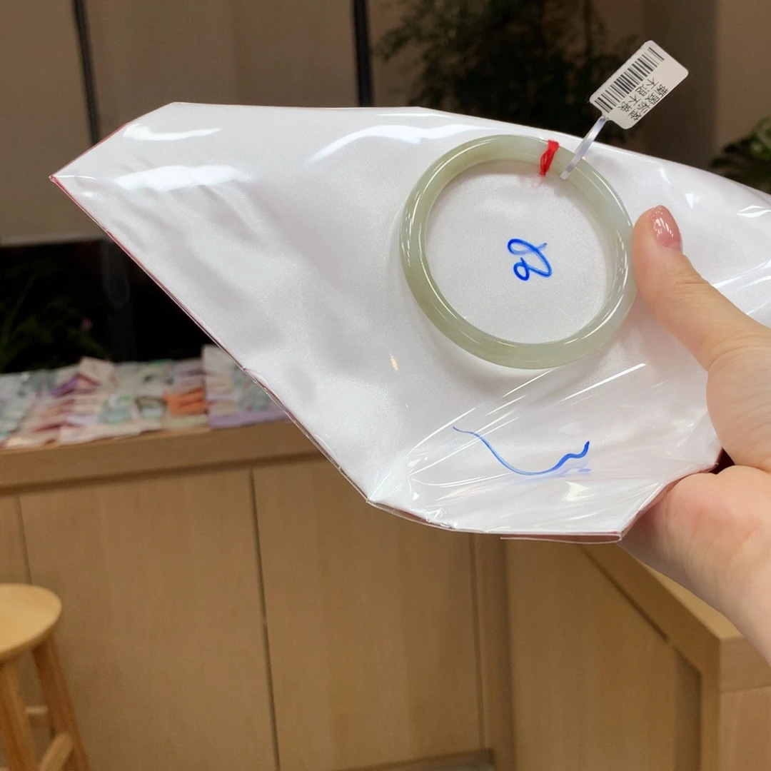 未镶嵌手镯翡翠不退不换