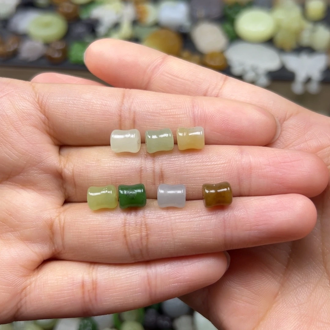 和田玉未镶嵌颈饰19.9一个多样性发其一