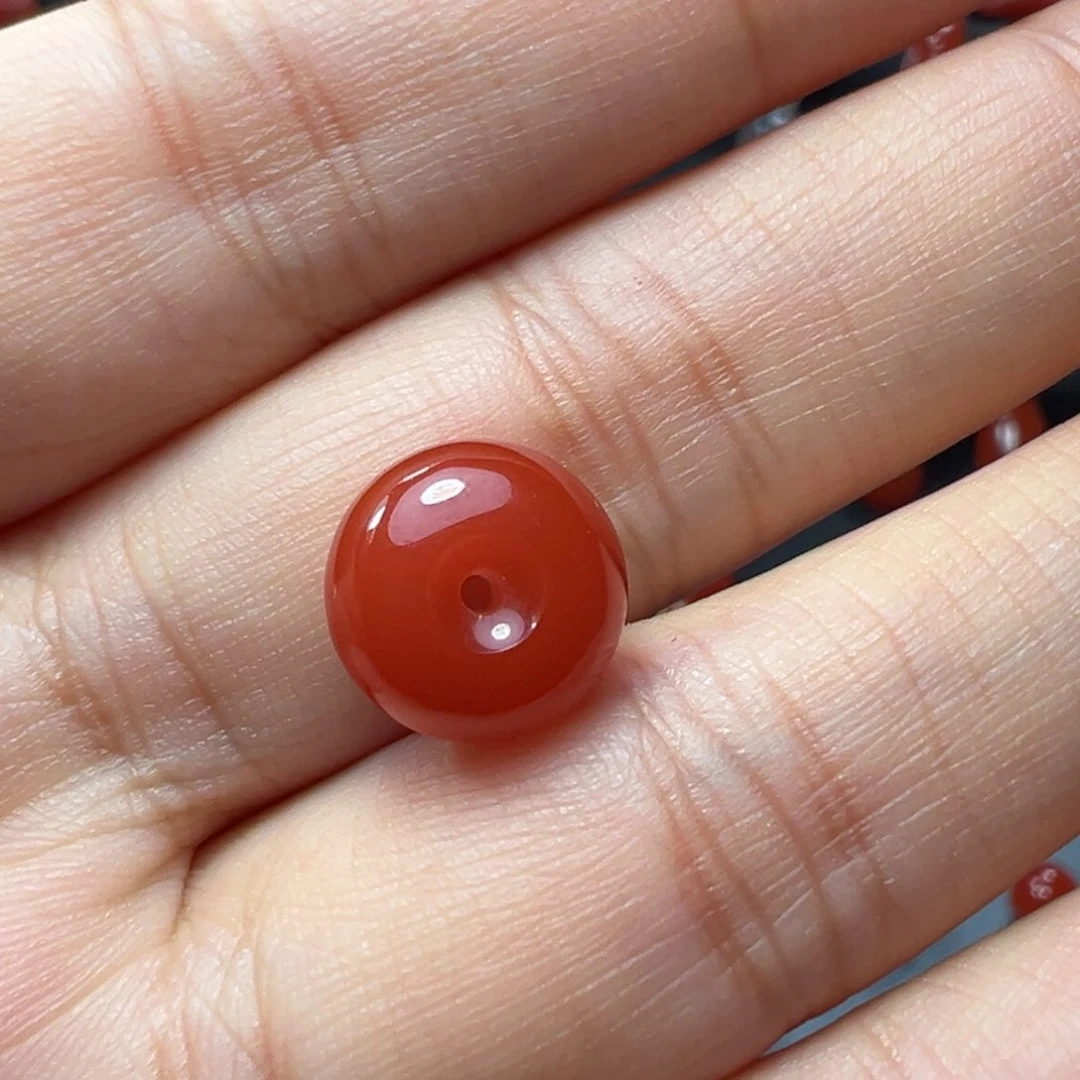 南红玛瑙珠子未镶嵌