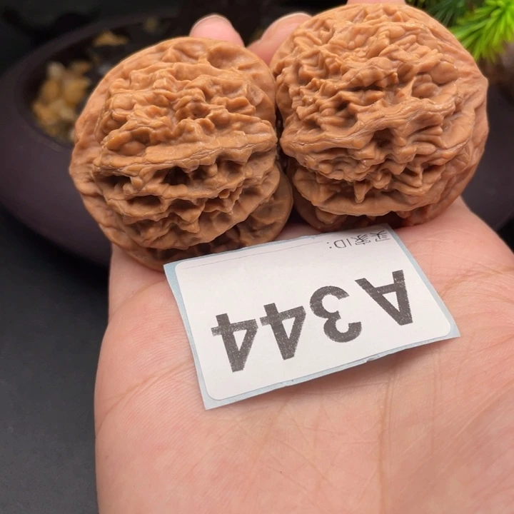 文玩核桃吊坠核桃