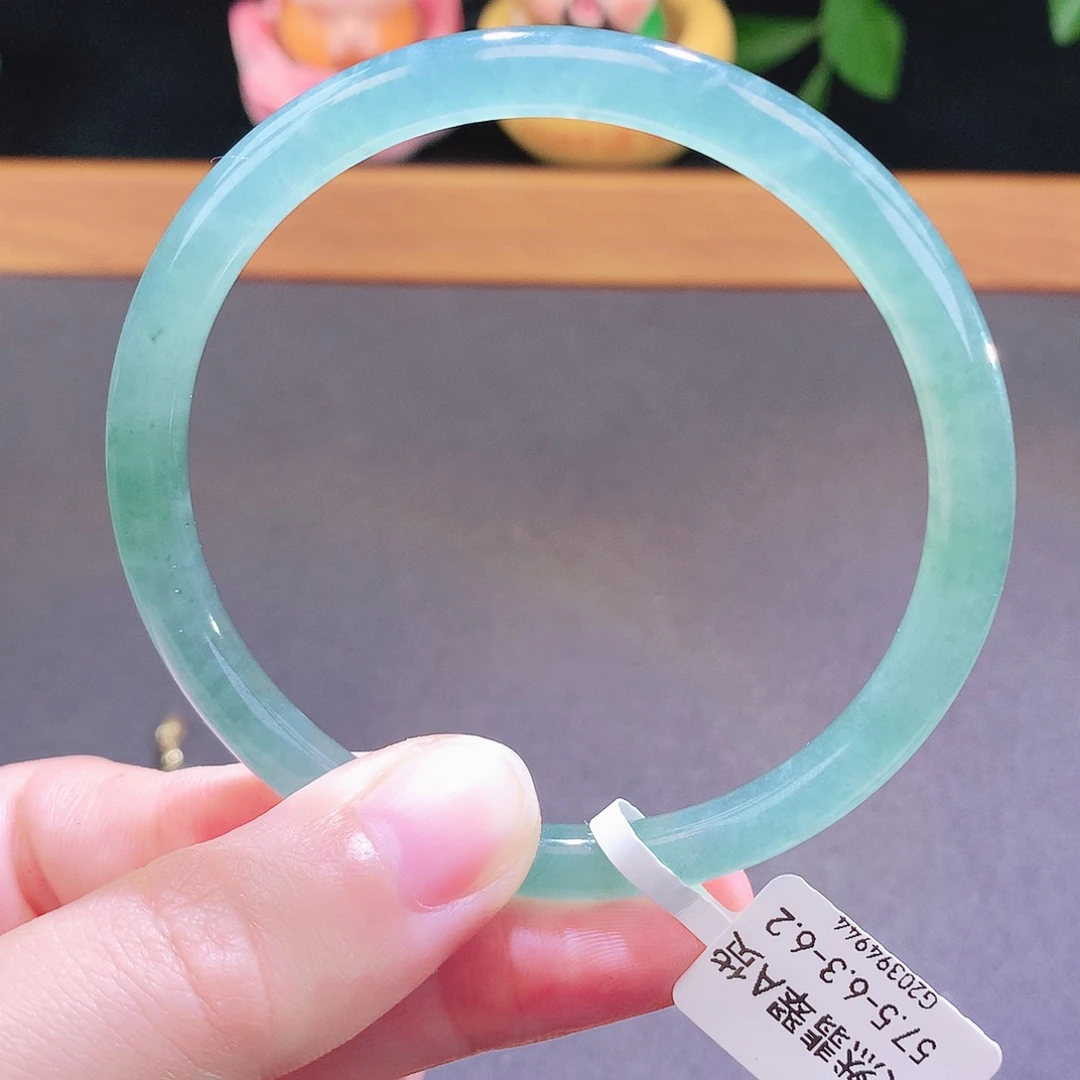 翡翠未镶嵌手镯天然翡翠