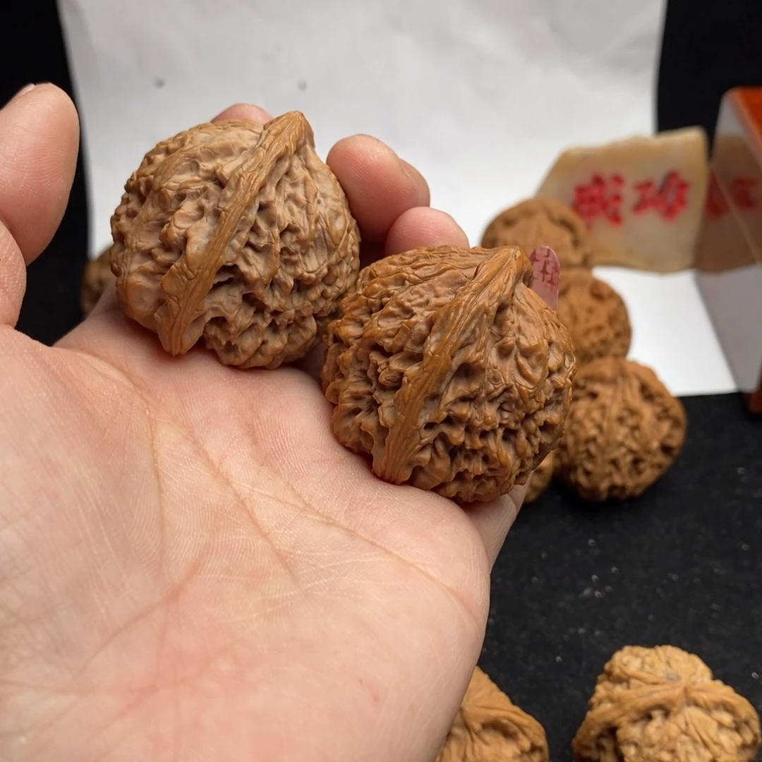 桃核吊坠纯**点我南疆石