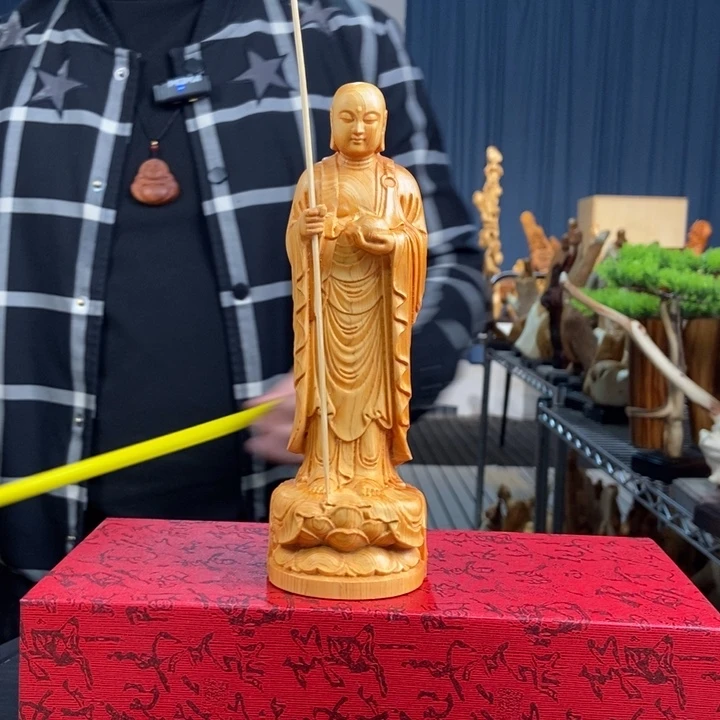 柏木（崖柏）随型摆件礼盒