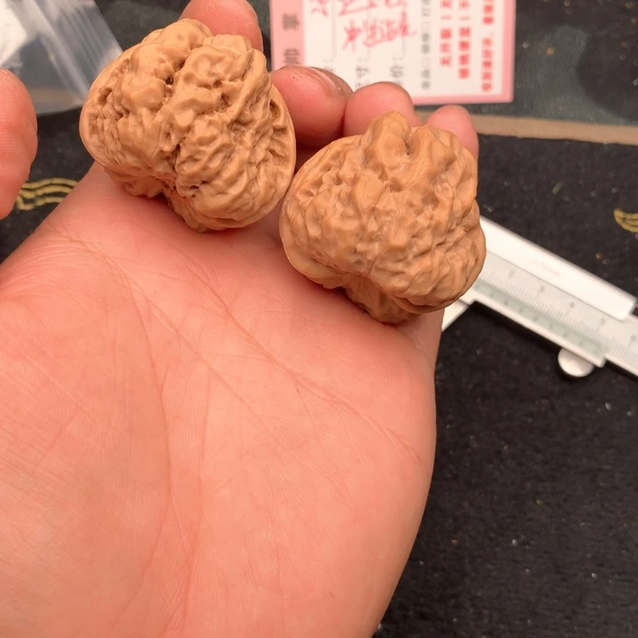 文玩核桃把件38号41蛤蟆头