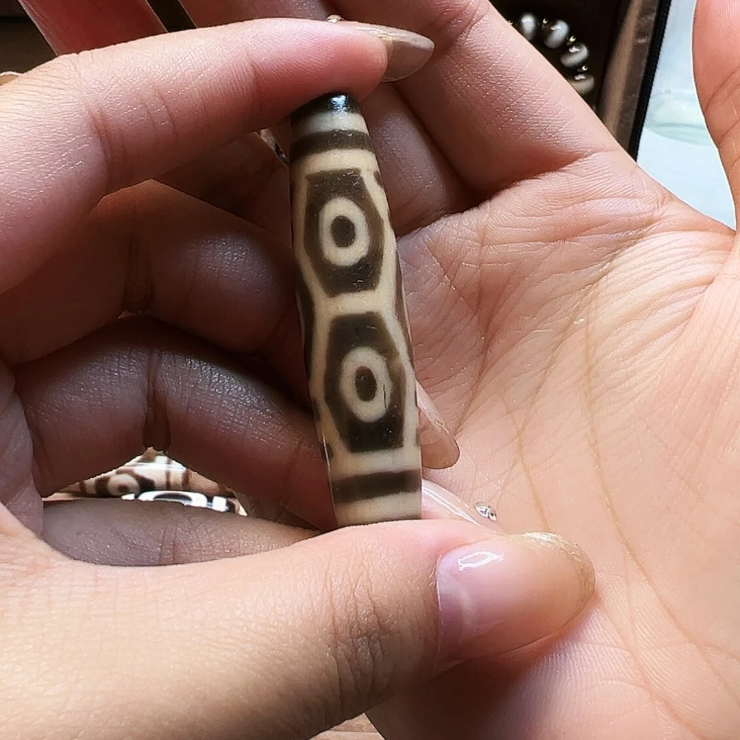 伤***人玛瑙/玉髓未镶嵌颈饰