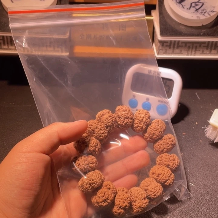 漢***韵金刚菩提手串这个