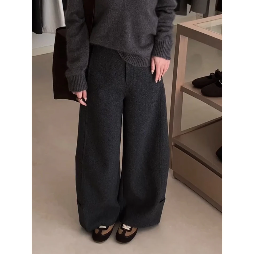 重磅推荐！黑灰色气球裤2025秋冬季厚实垂感设计感弧形休闲弯刀裤