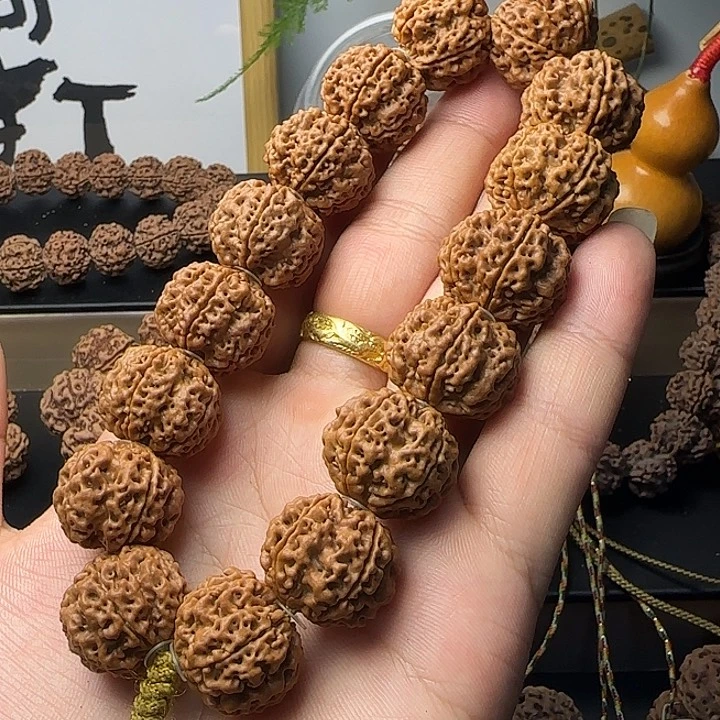 金刚菩提吊坠原生态金刚天然蜂王21超头