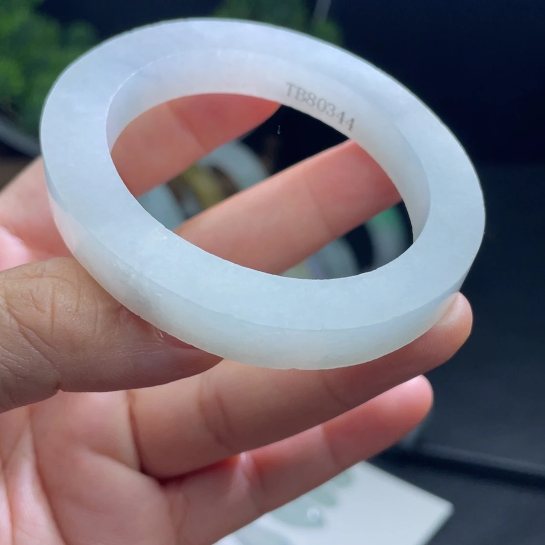 定制翡翠未镶嵌正圈