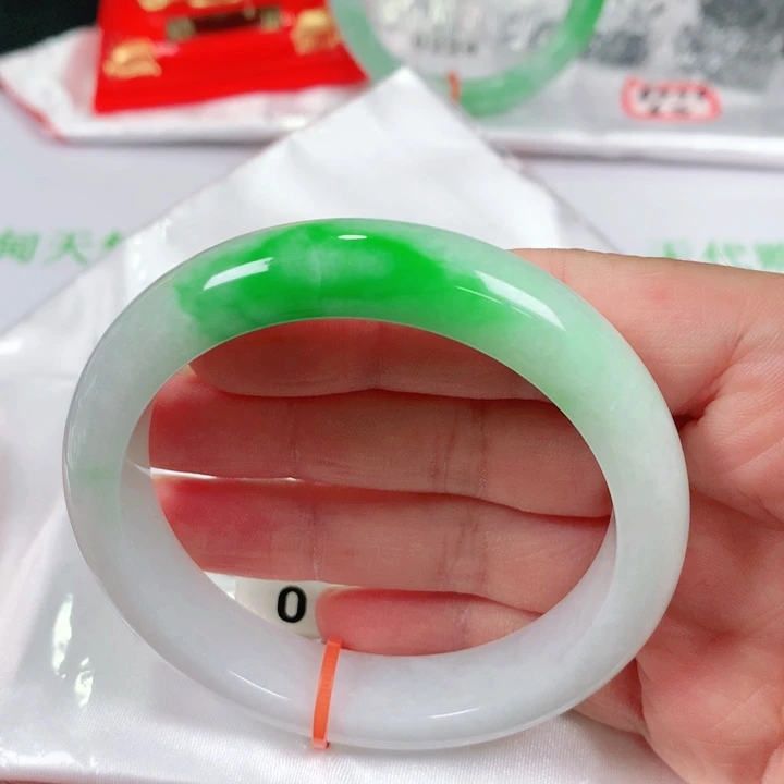 未镶嵌手镯翡翠  编号0183 正圈55+