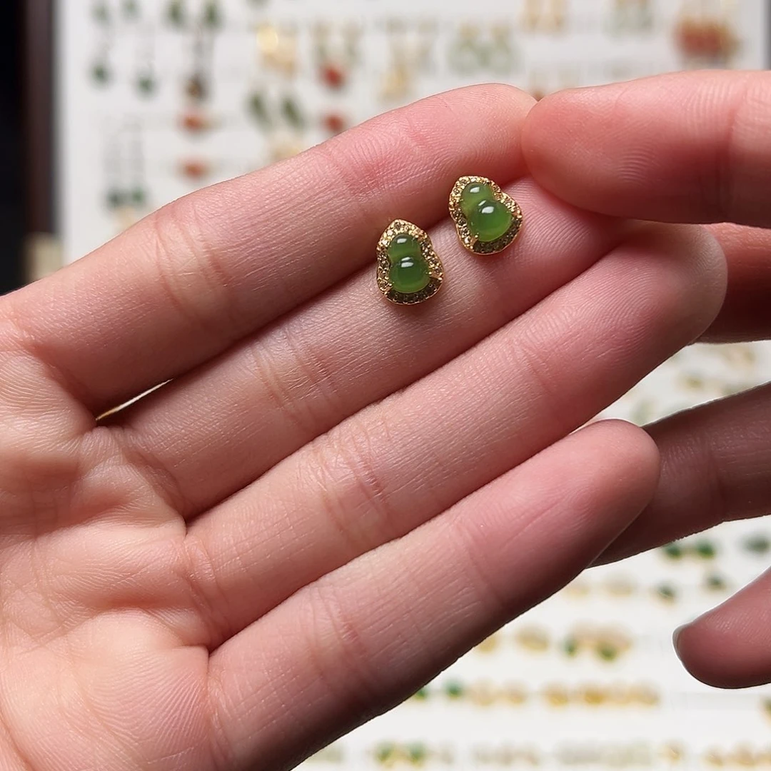 银S925镀金镶嵌和田玉耳饰