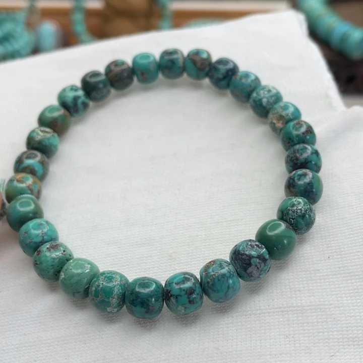 绿松石未镶嵌珠宝