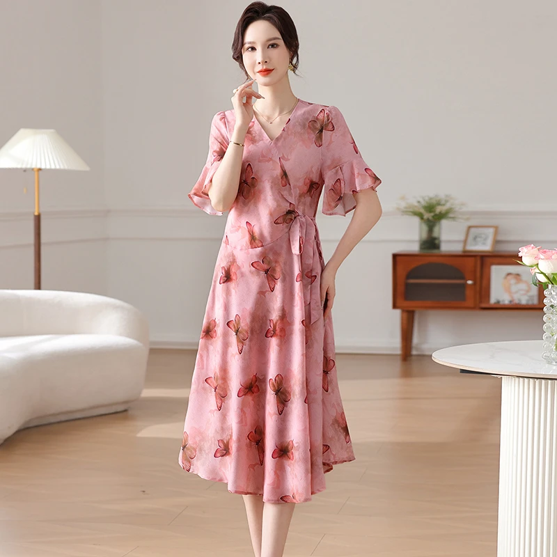 中年妈妈夏装洋气连衣裙2025新款40岁50阔太太遮肚子减龄雪纺裙子