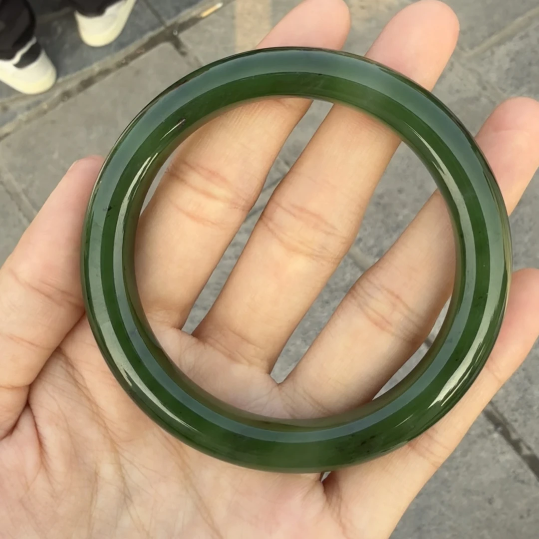 精品和田玉碧玉手镯 拍下备注圈口55-62