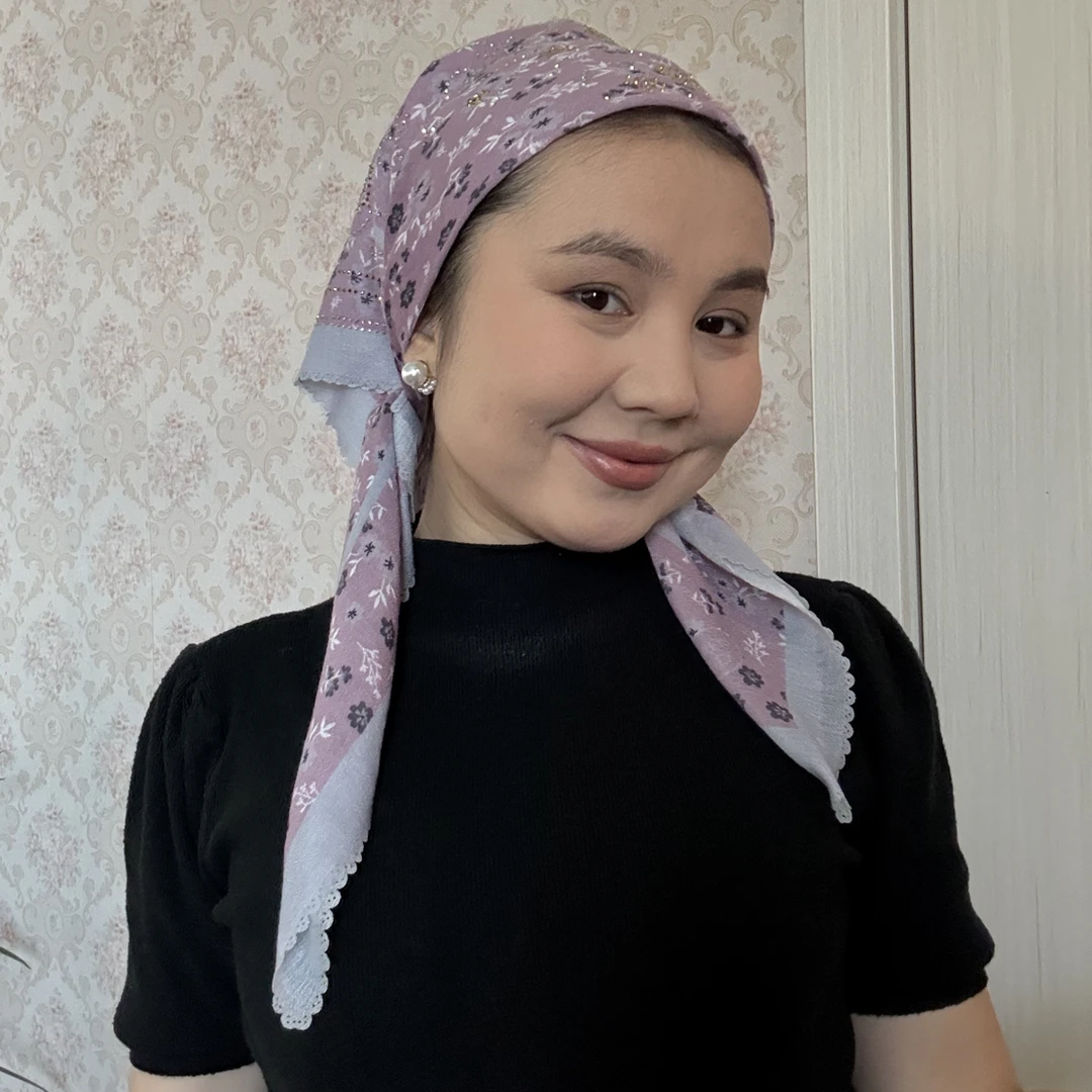 纯棉带钻碎花显紫色头巾