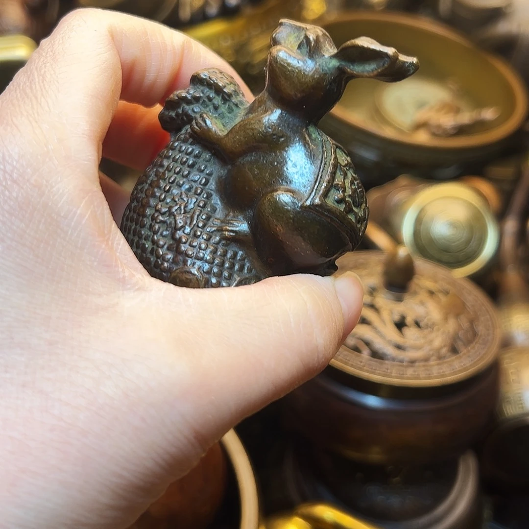 精美铜器工艺品等