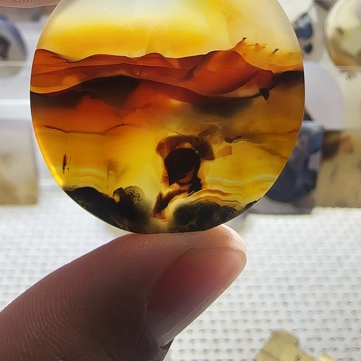 玛瑙/玉髓未镶嵌珠宝奇石