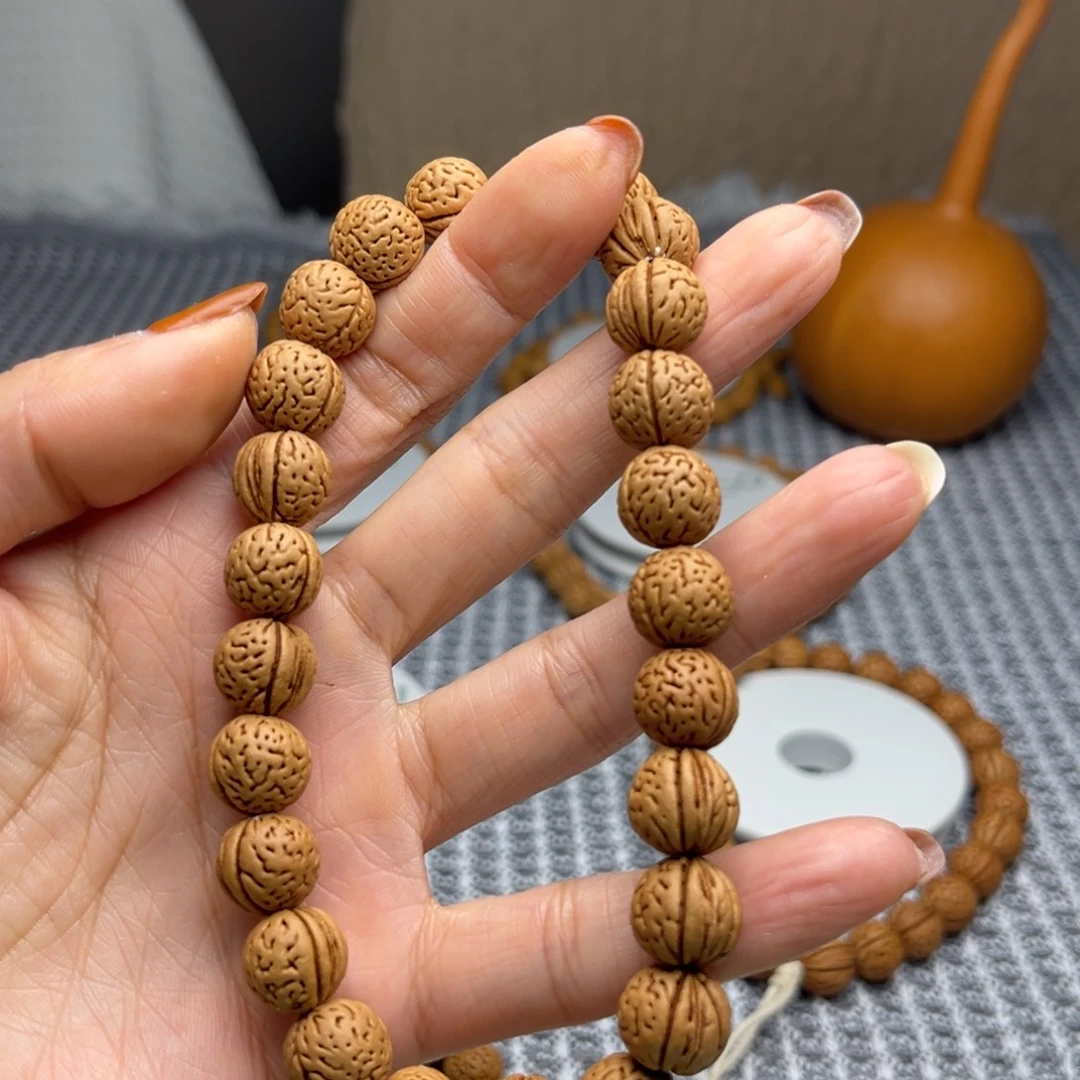 阿***飞桃核吊坠8888888888