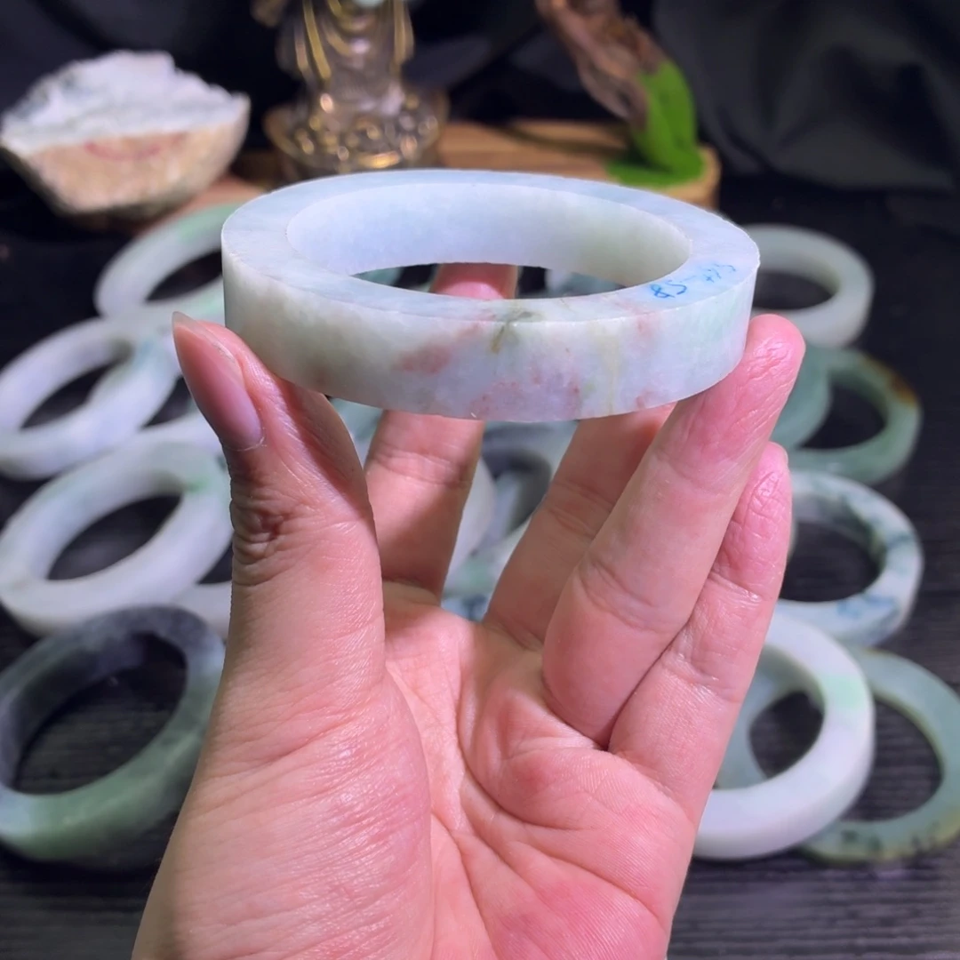 定制翡翠未镶嵌天然翡翠A货毛胚手镯定制