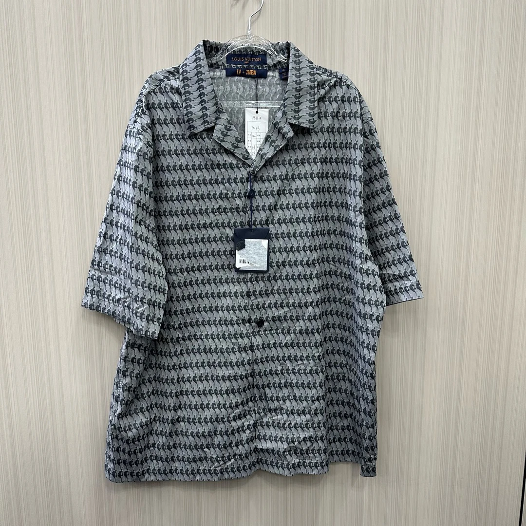 全新未使用 LouisVuitton/路易威登 NBA满印衬衫 尺码：4L 10143