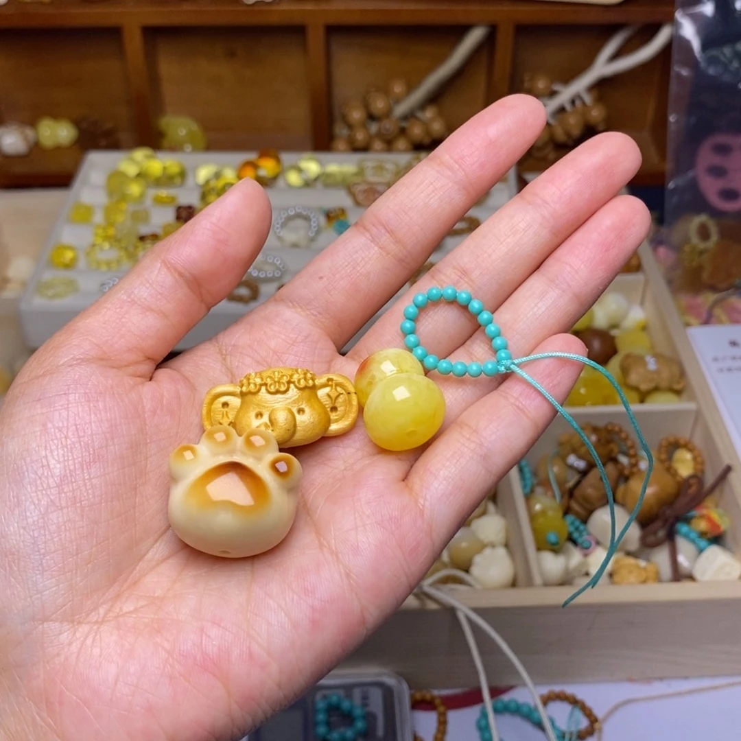 兔***几吊坠猴头核桃猫爪大象葫芦绿跑