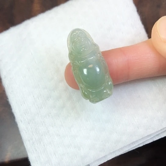 翡翠未镶嵌颈饰缅甸A货，每天下午1点半开播