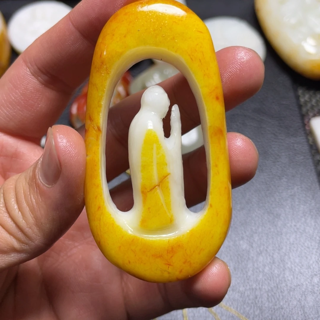 和田玉未镶嵌颈饰