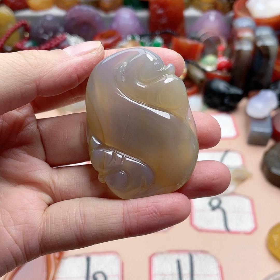 玛瑙/玉髓颈饰合金马*楠
