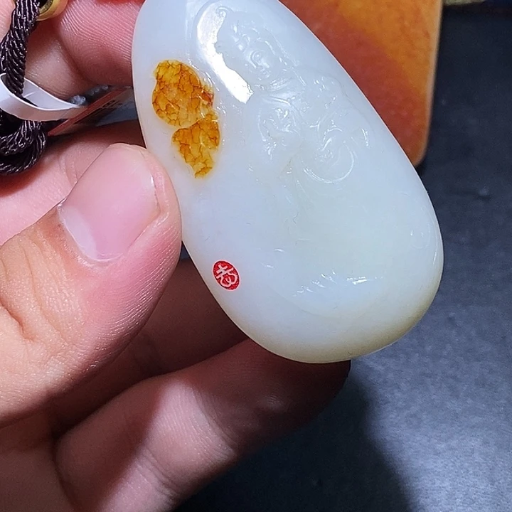 吴***哥和田玉未镶嵌颈饰CC