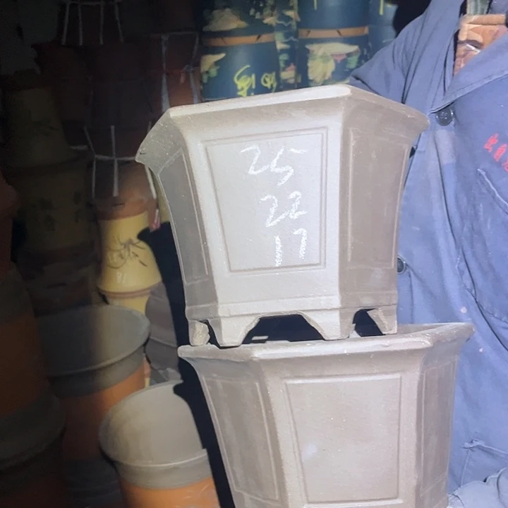 紫砂紫砂花盆和茶