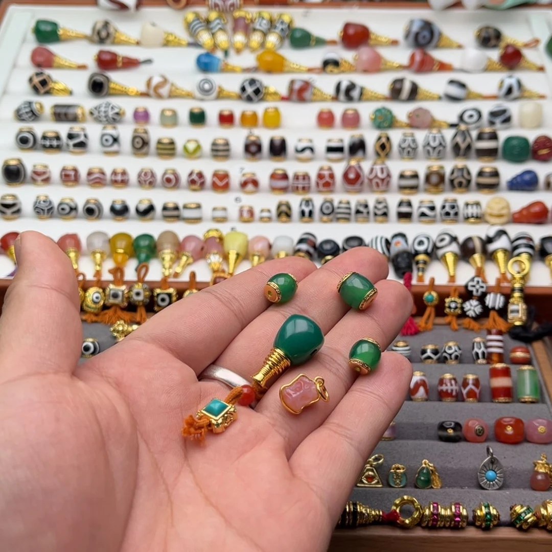 灰***灰玛瑙/玉髓未镶嵌单珠