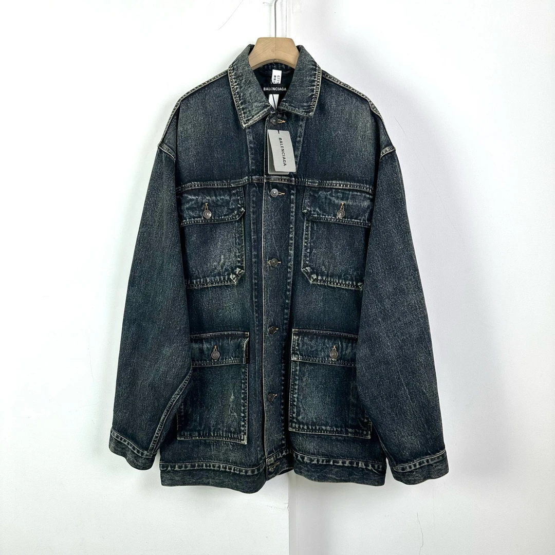 全新未使用 Balenciaga/巴黎世家 44码/新闻刺绣logo外套/10097