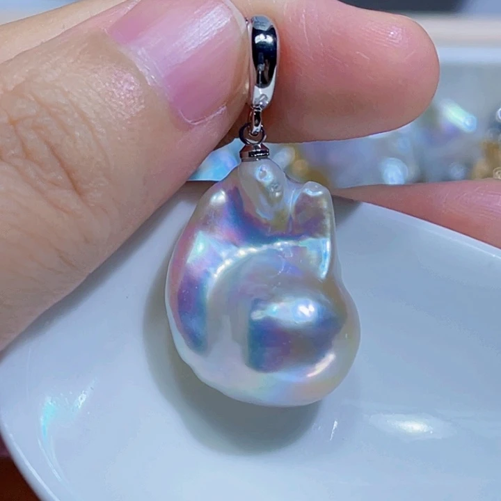 颈饰未镶嵌淡水珍珠