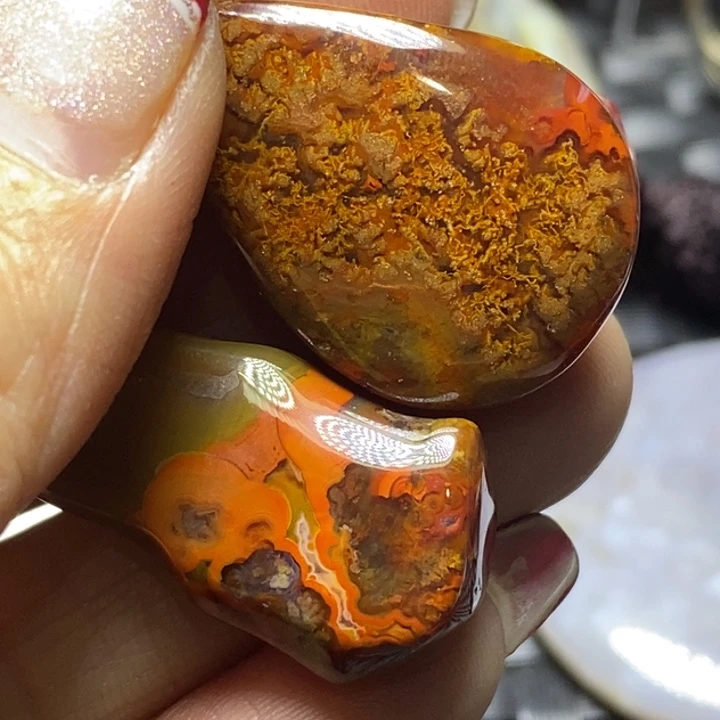 玛瑙/玉髓颈饰足银镀金镶嵌史****2