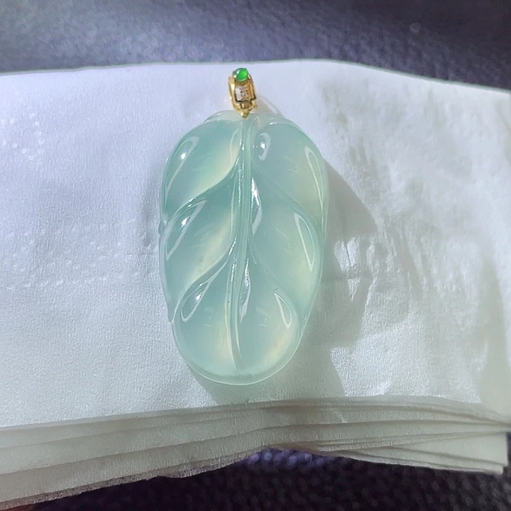 定制翡翠18K金镶嵌翡翠