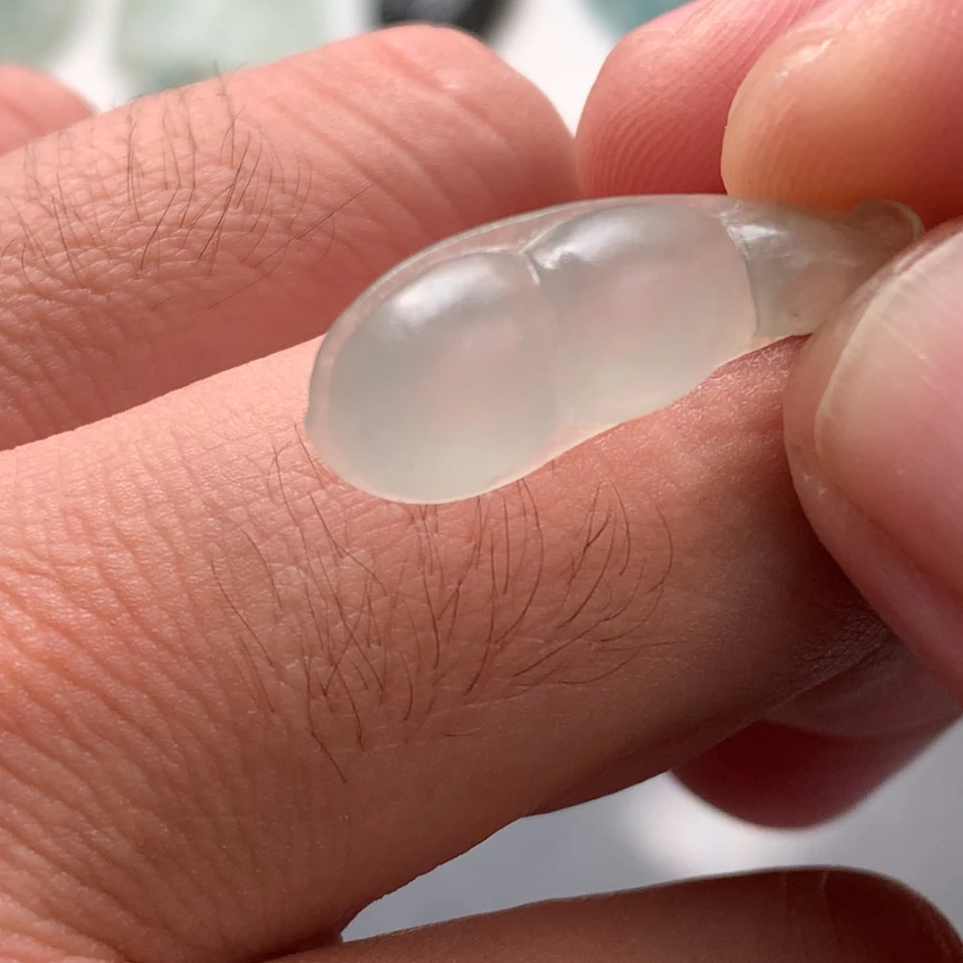 定制翡翠未镶嵌福豆