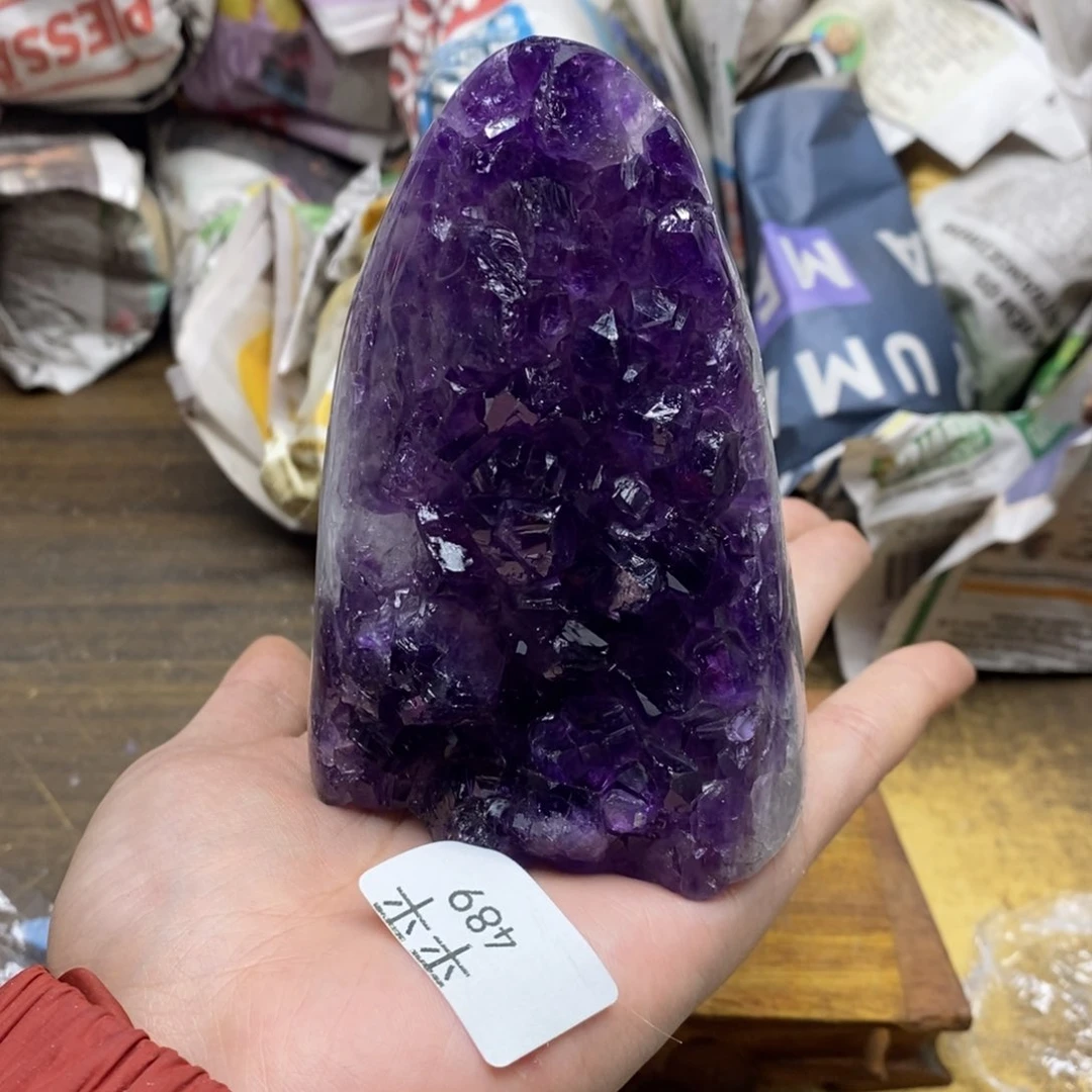 紫晶乌拉圭未镶嵌