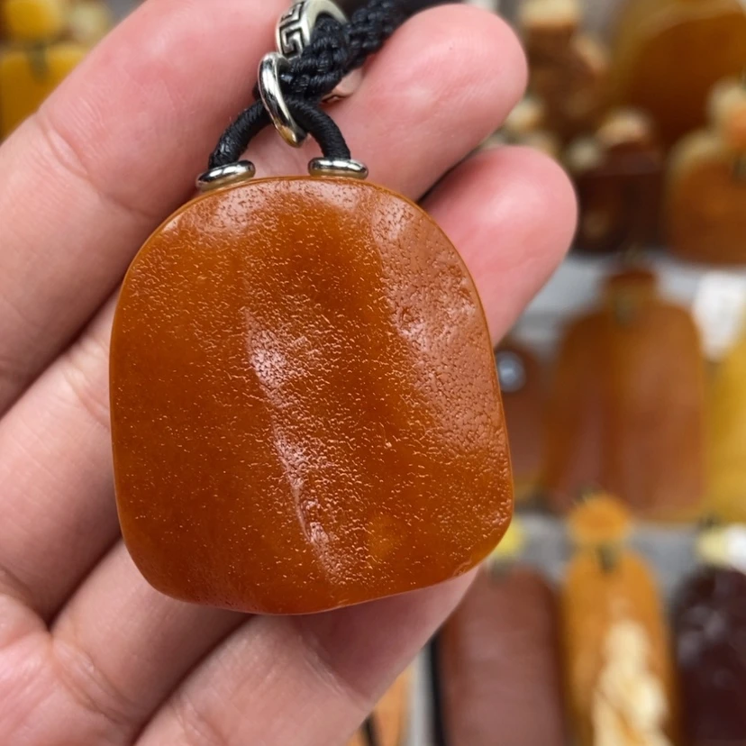 【闪购商品】未镶嵌颈饰琥珀