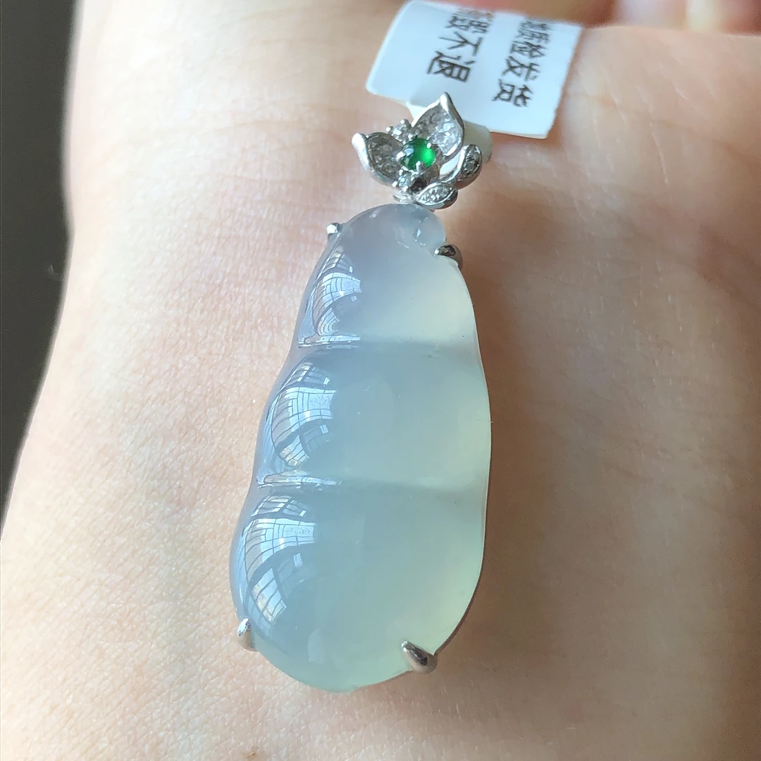 缅甸天然A货翡翠18k金镶嵌老坑冰种福豆吊坠尺寸35/14.4/7.5