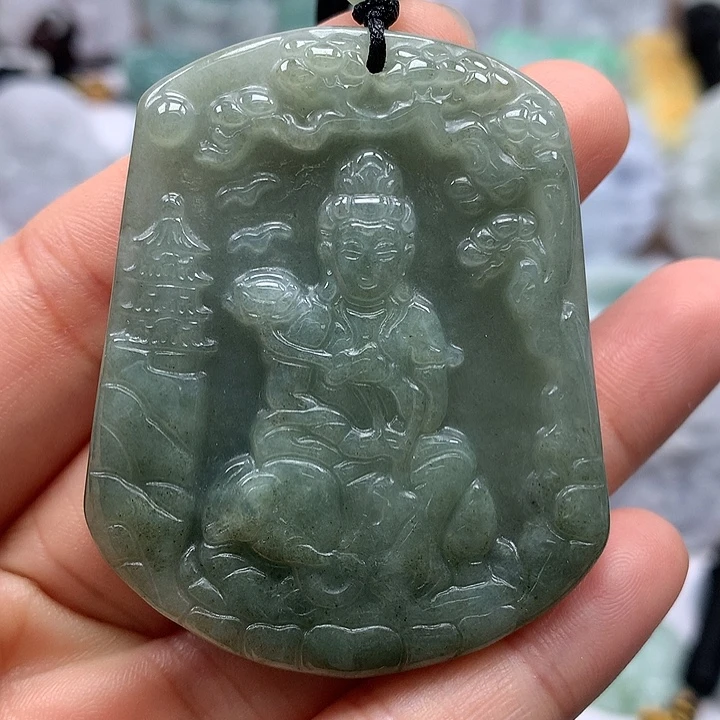 翡翠未镶嵌颈饰普贤菩萨福利洒乌鸡料