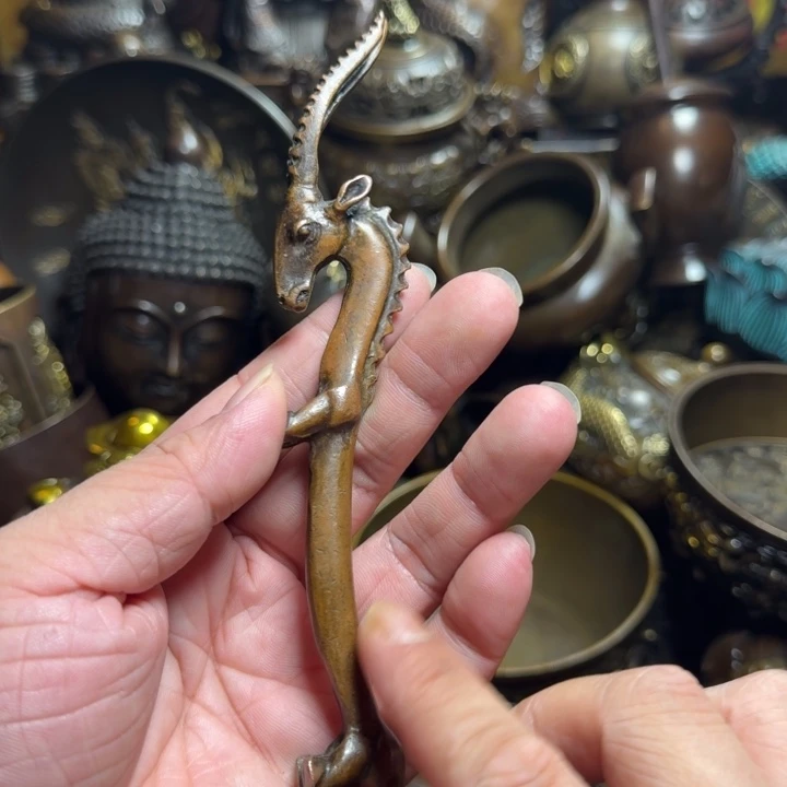 铜器摆件收收藏藏