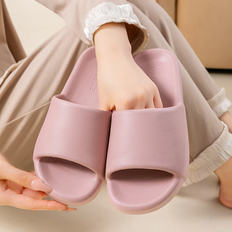 新款EVA情侣防滑耐脏一字拖踩屎感厚底拖鞋夏季潮流浴室居家防臭