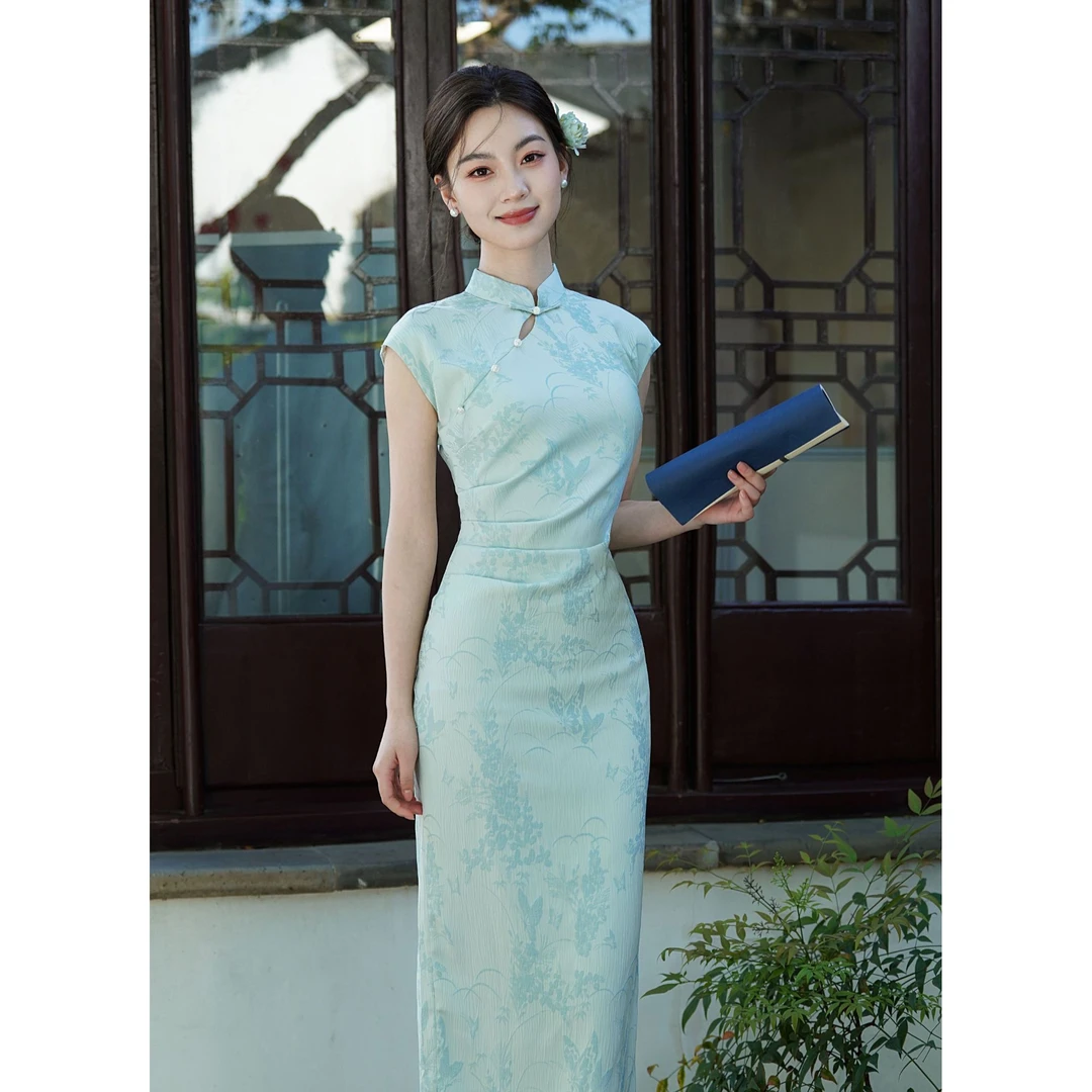《佳人》新中式改良旗袍2025年夏绿色优雅小清新文艺收腰显瘦6131